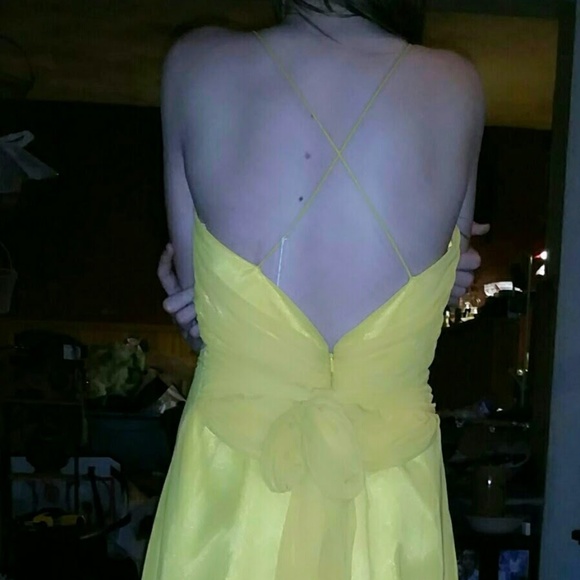 PROM DRESS - Picture 3 of 3